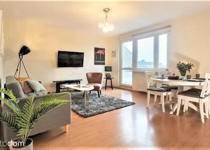 דירה 777 & Cars _ Marshal Foch *