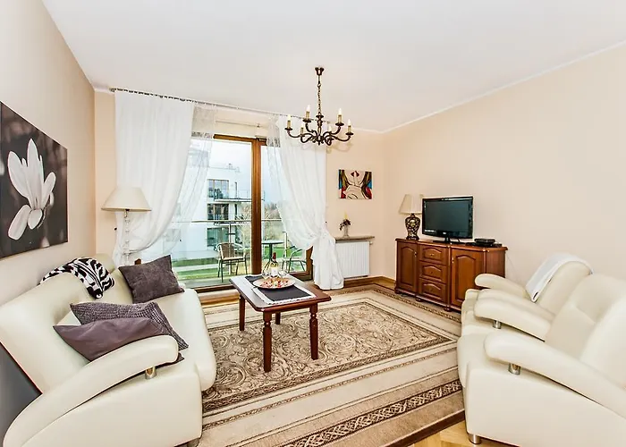 דירה 777 & Cars _ Marshal Foch *