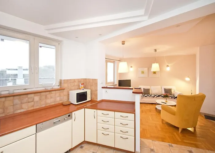 777 & Cars _ Marshal Foch *