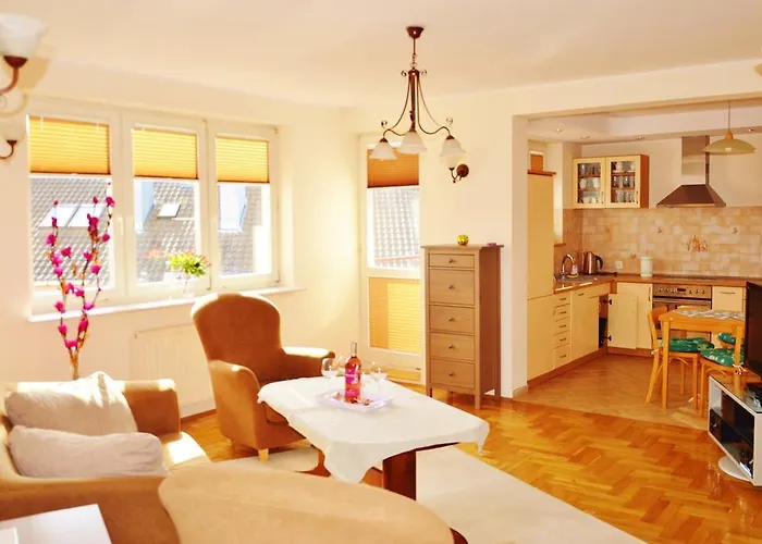 777 & Cars _ Marshal Foch