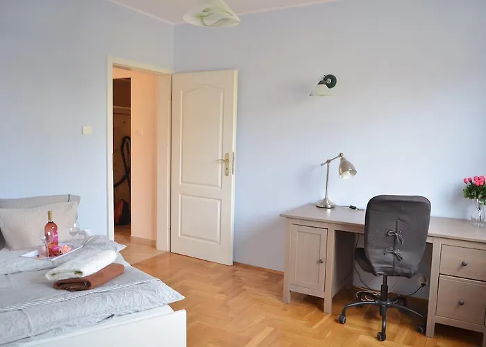 777 & Cars _ Marshal Foch