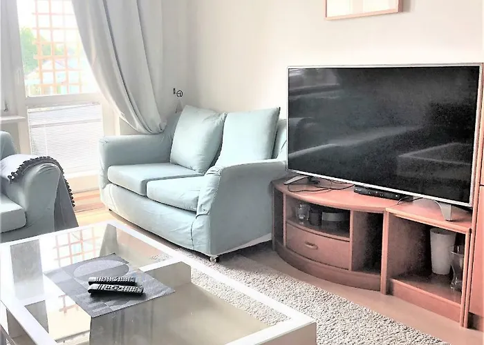 777 & Cars _ Marshal Foch